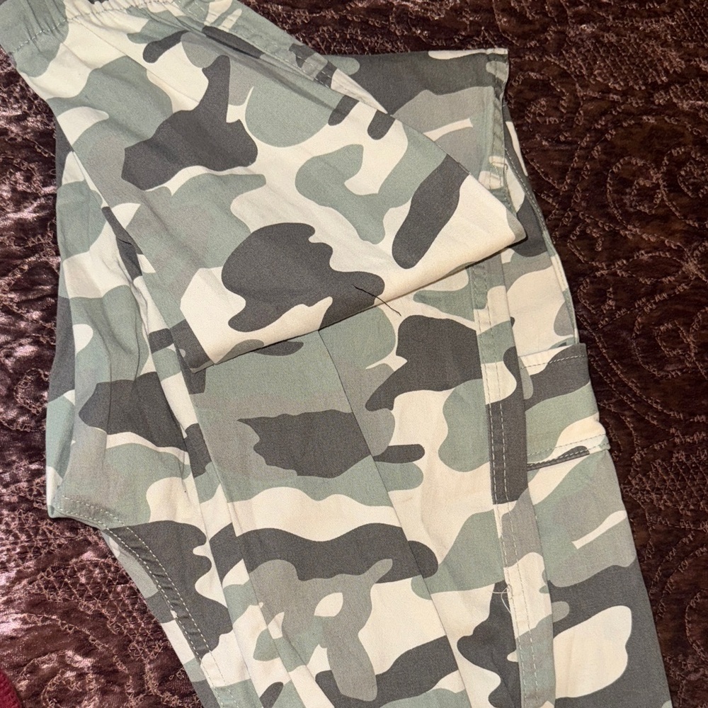 Refuge Green Camouflage Cargo Joggers - Picture 9 of 16